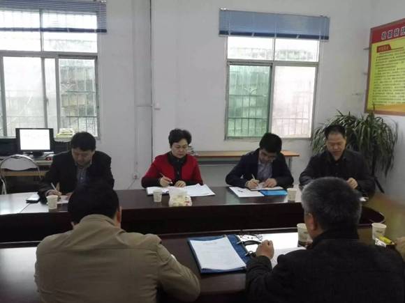 https://mmbiz.qlogo.cn/mmbiz_jpg/DCjWCKgMkYlLX6WCqcBarJicRvWdicGOB2SJfhfpQmKhdRuttI322CevpQzQrcNRe22Zom8hJNKImkcqJJV1yrhQ/0?wx_fmt=jpeg
