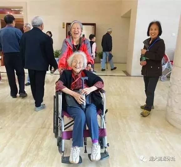 https://mmbiz.qlogo.cn/mmbiz_jpg/DCjWCKgMkYlLX6WCqcBarJicRvWdicGOB2rpicbE6RjWIrSXplFJ9yhHQibYXZzkVujwlJxC6zksuibOqJGdQabcGuw/0?wx_fmt=jpeg