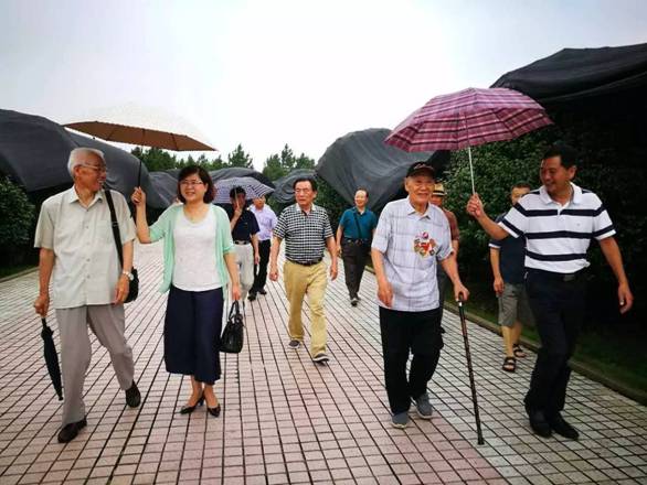 https://mmbiz.qlogo.cn/mmbiz_jpg/DCjWCKgMkYnsByCDf1r5pHoXL39Bup752D5fdzI8PMylyZOmyicXE2xcGXibK3k4xFXUEIHibKHx1KjOoM0W4YvPw/0?wx_fmt=jpeg