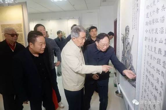 https://mmbiz.qpic.cn/mmbiz_jpg/aHXehgzia5MAlPnf6LJian25sLXy7icfG6j3R9WibGp8ePibde4z9Qy3IJPibnZfDFzCdOiaoiajd0AMhgYTPjVptoVnHQ/640?wx_fmt=jpeg