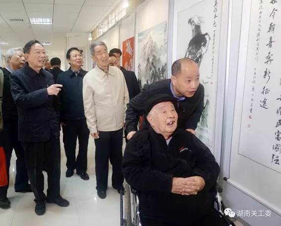https://mmbiz.qpic.cn/mmbiz_jpg/aHXehgzia5MAlPnf6LJian25sLXy7icfG6jblibYNPSmUMTcsxibJJJqMu6fa3AhBJeOJ2C0RshT8Vf0KXeKgHwRnNA/640?wx_fmt=jpeg