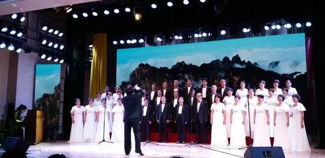 https://mmbiz.qpic.cn/mmbiz_jpg/tgR93XDYT0ibdcerMU7Tf0Dec7CUHoPcic5Xtjxaf7FQ7lNria9vFdc8aYlxlZP7FY44fGdcy2GiaDY4sib8xIDKpcQ/640?wx_fmt=jpeg